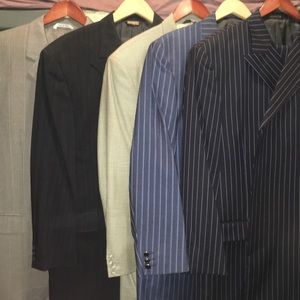 5 Valentino Suits